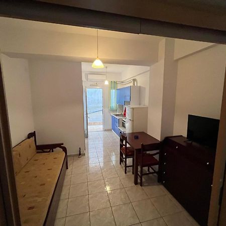 Dimos Apartments Kókkinon Nerón Екстериор снимка