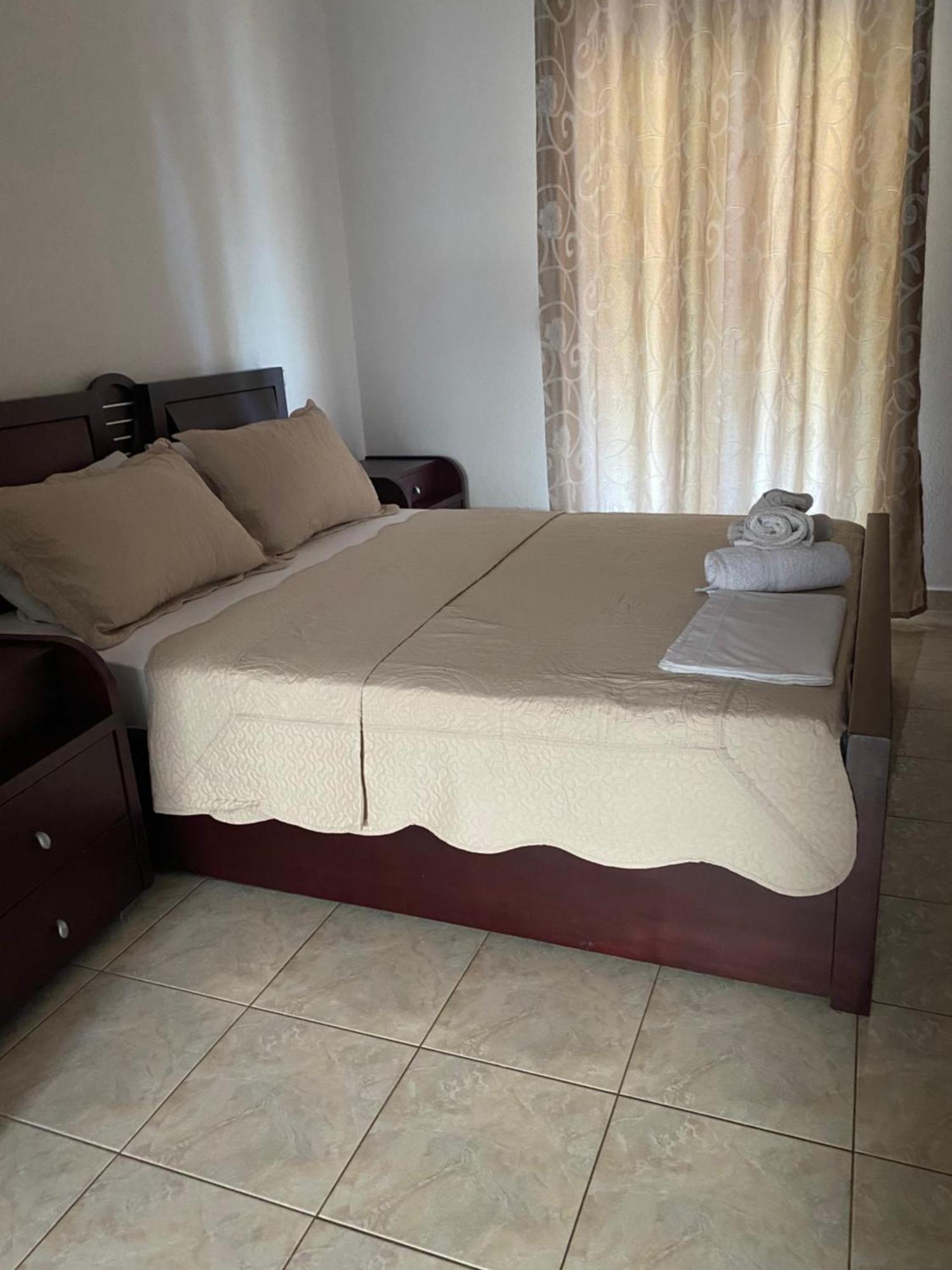 Dimos Apartments Kókkinon Nerón Екстериор снимка