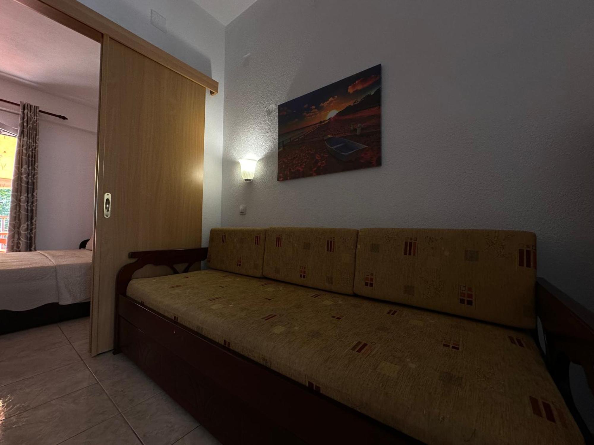 Dimos Apartments Kókkinon Nerón Екстериор снимка