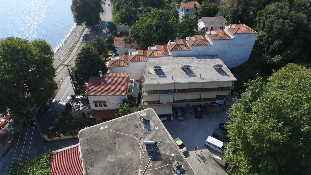 Dimos Apartments Kókkinon Nerón Екстериор снимка